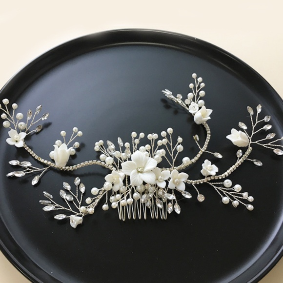 NEW Bridal large flower Headpiece veil hair comb